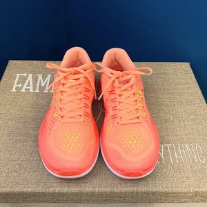 Women’s Nike Fit Sole Sneaker